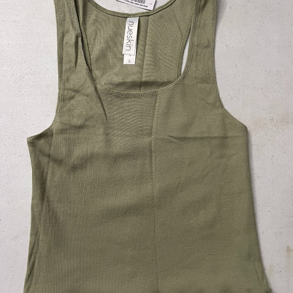 Nueskin Tank Top Size L NWT